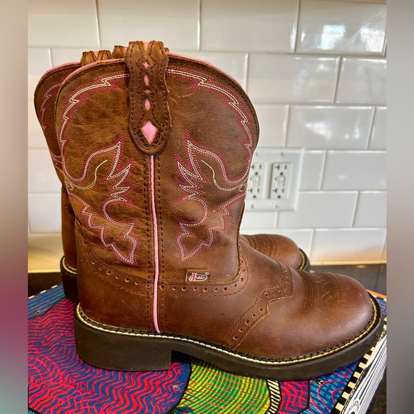 Justin Gypsy Collection Round Toe Western Boot New in Box Size 9.5 - Picture 7 of 7